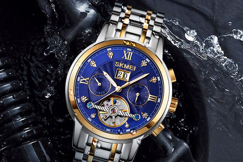 Before diving, prepare a diving watch-01.jpg