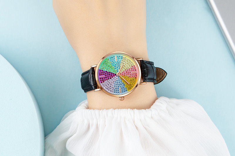 46-Which Hand Do Women Watches Go On.jpg