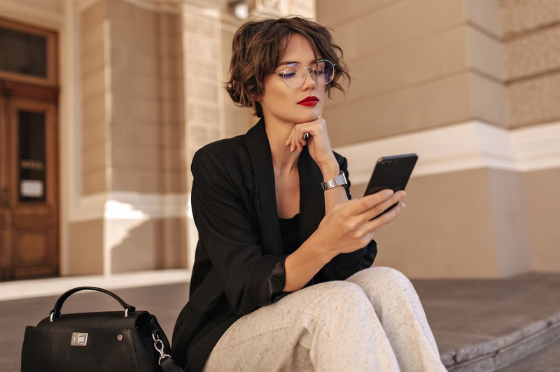 071 Quartz Stainless Steel Watches A Modern Classic.jpg